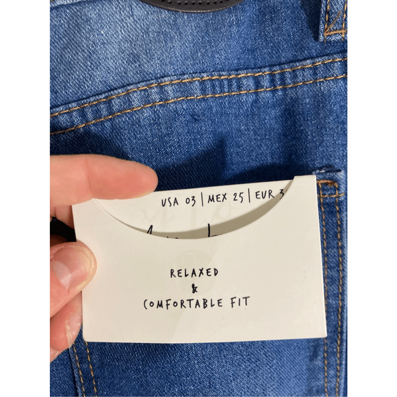 NWT Denim Blvd. Relaxed Fit Denim Straight Leg Denim Core Dark Mom Jean Joggers - Picture 5 of 8